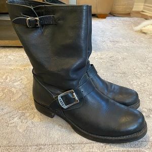 Women’s Frye boots